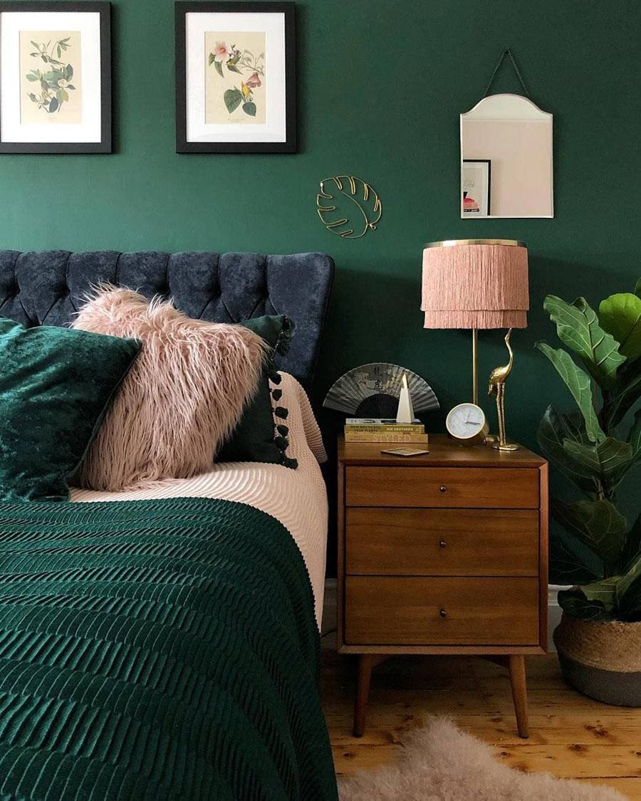Спальня в современном стиле зеленая