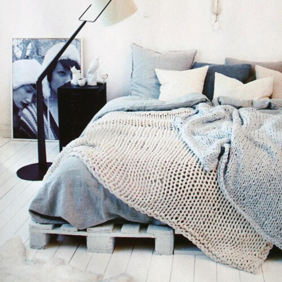 Плед на кровать в скандинавском стиле