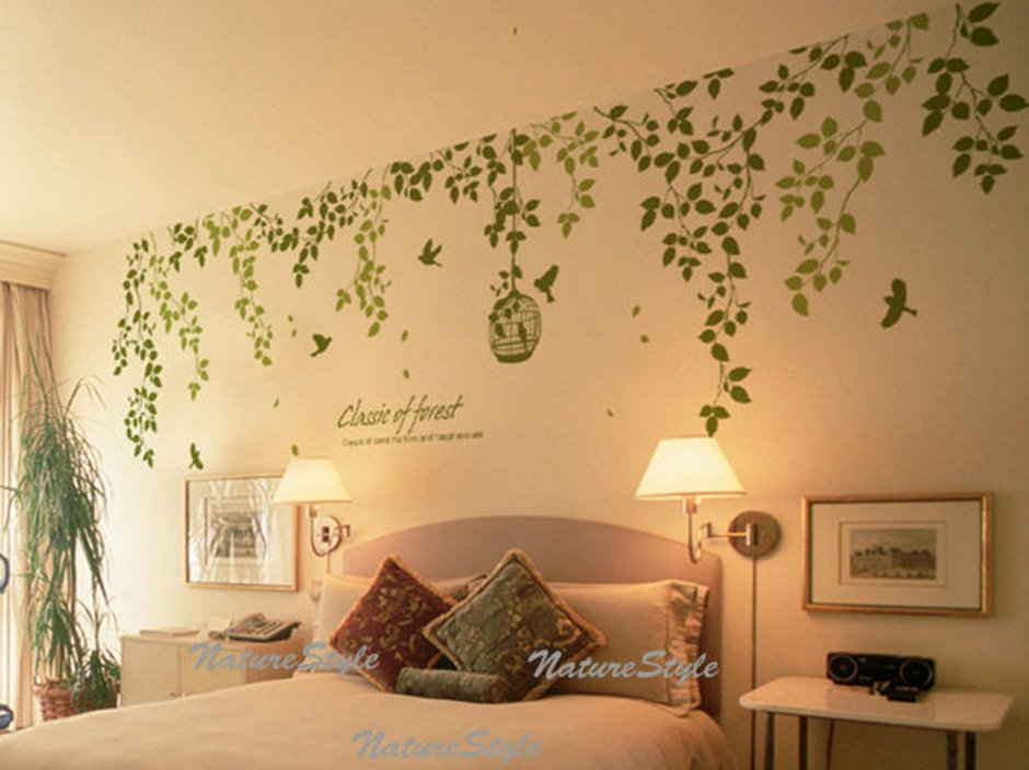 Бохо Сканди спальня зеленая стена