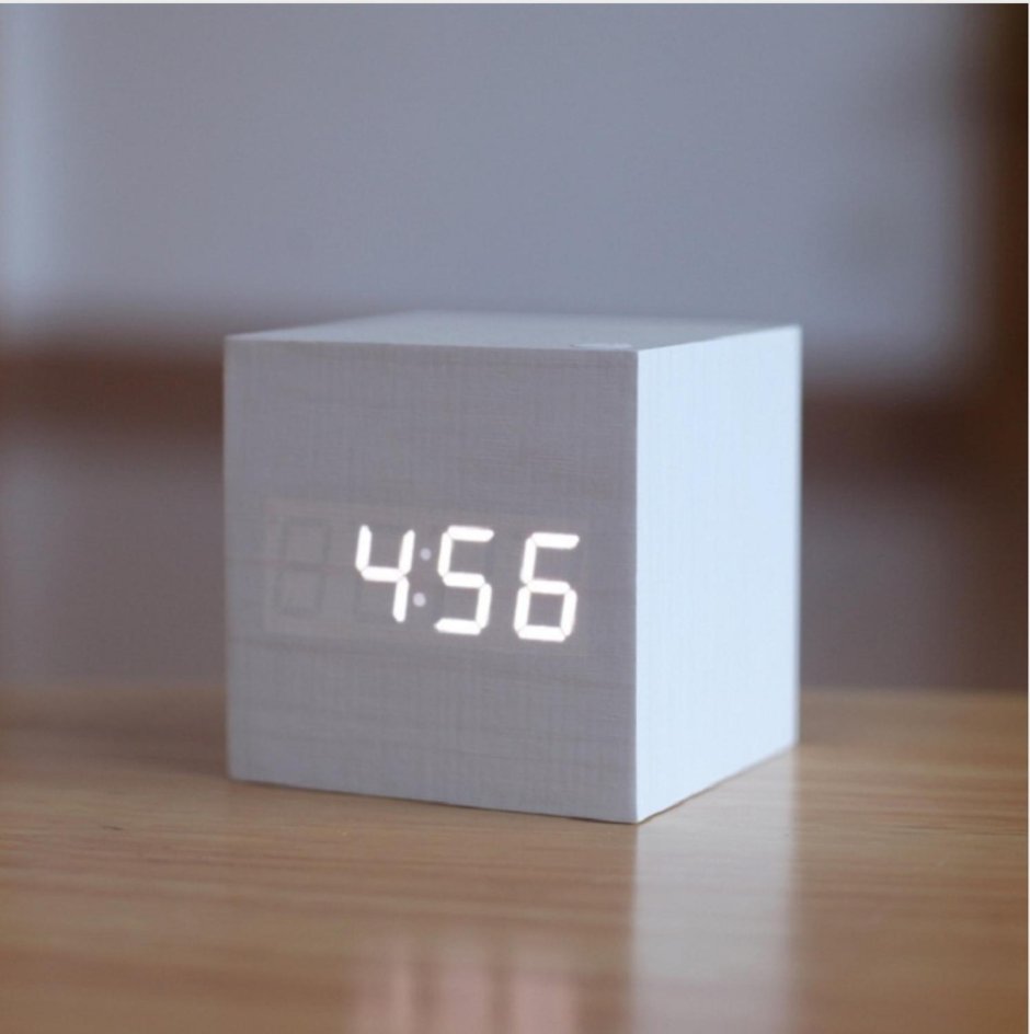 Электронные часы деревянный куб super vts860