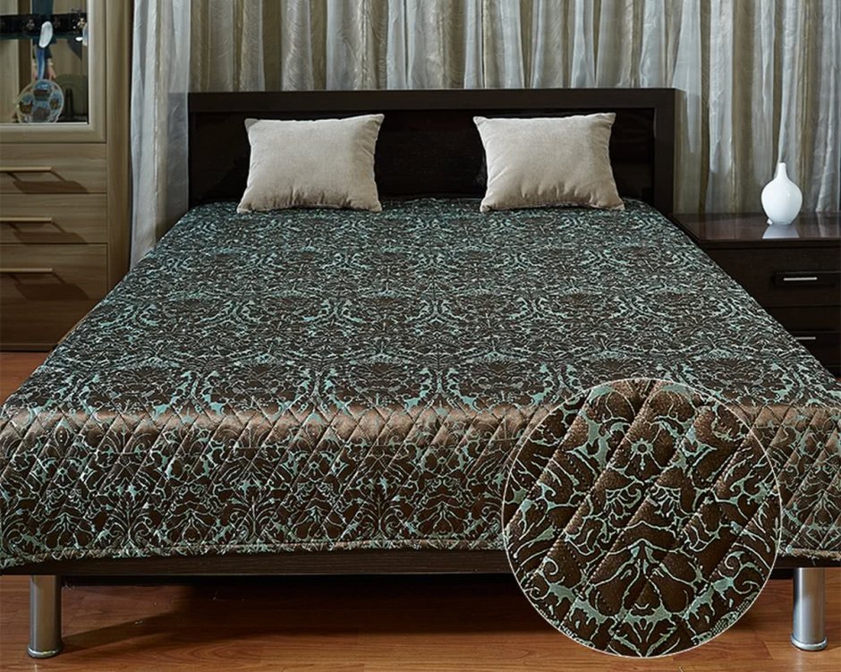 Декоративные подушки на кровать в спальню
