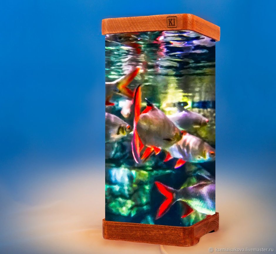 Светильник аквариум с рыбками