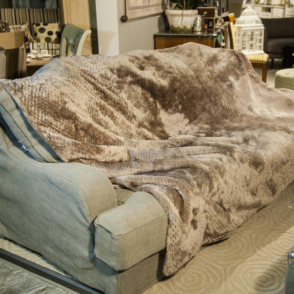 Одеяла из овечьей шерсти белорусского производства Ланатекс