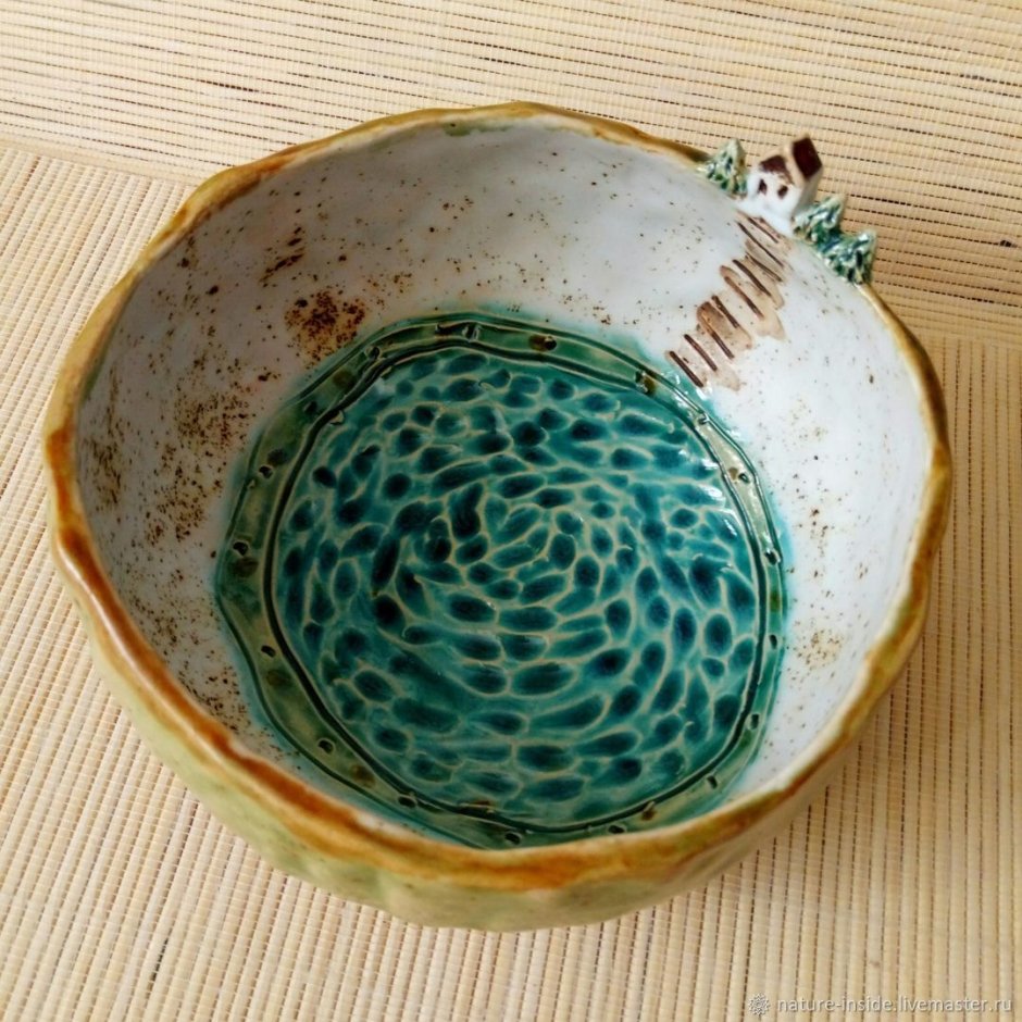 Необычная посуда из глины