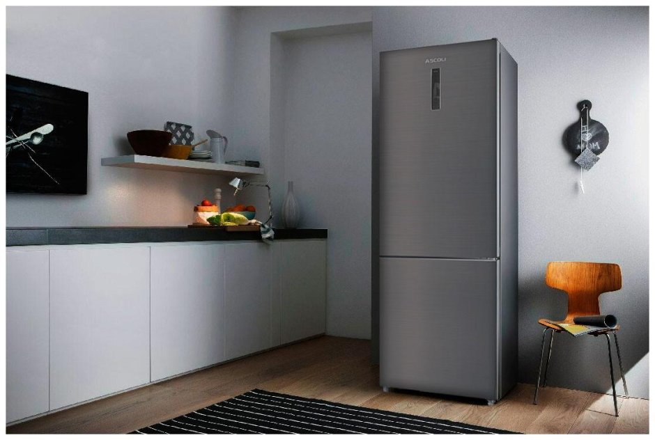 Холодильник Indesit DF 5200 S