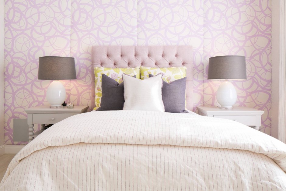 Спальня в стиле Прованс в розовых тонах