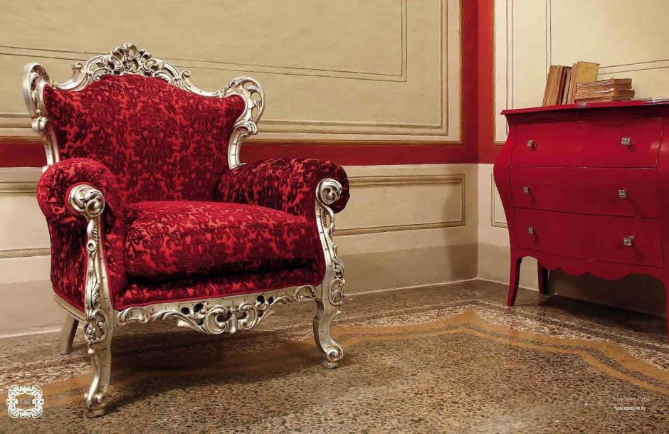 Красный диван в стиле Барокко