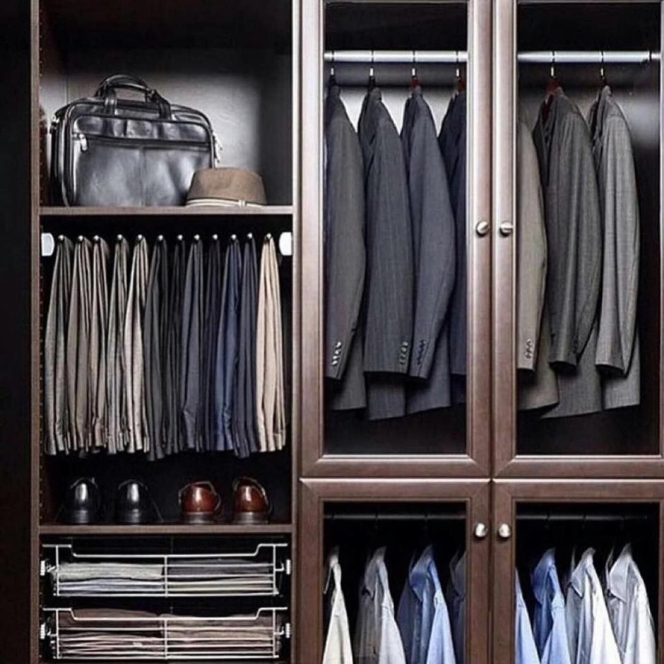 Шкафы для одежды в офис