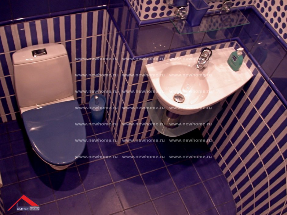 Синий туалет лофт