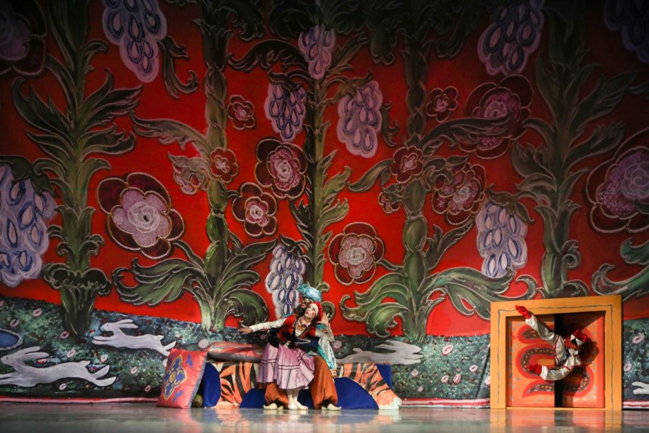 Стравинский балет петрушка декорации Бенуа