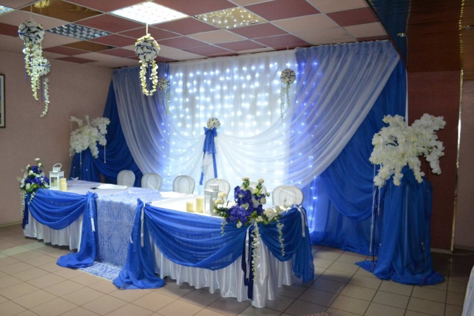Украшение зала на свадьбу в синих тонах