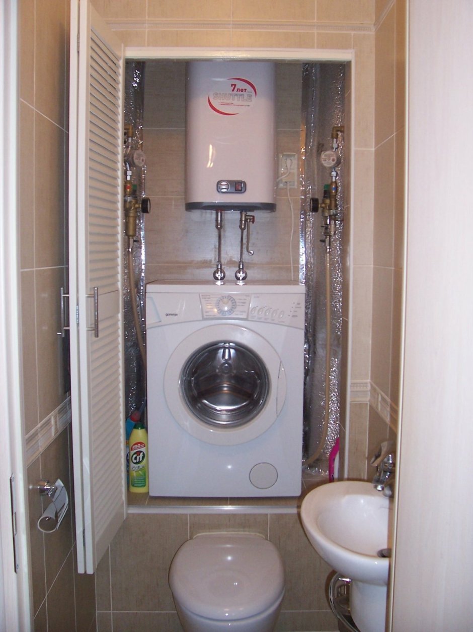 Интерьер совмещенного санузла с ванной и стиральной машиной