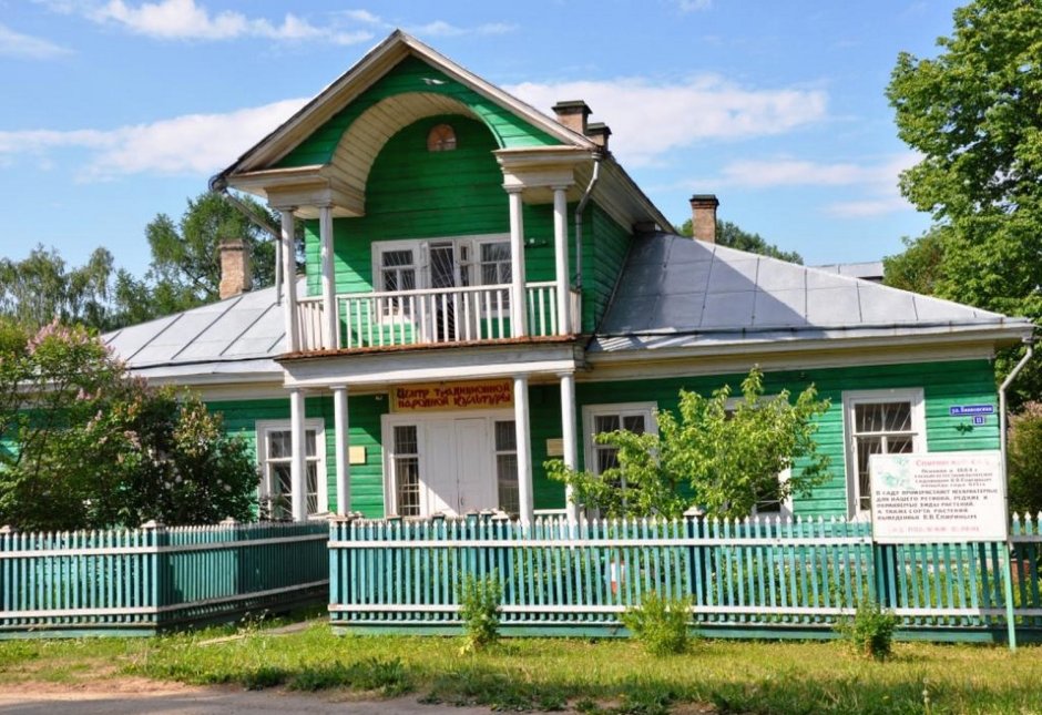Никольск Вологодской области дом с мезонином