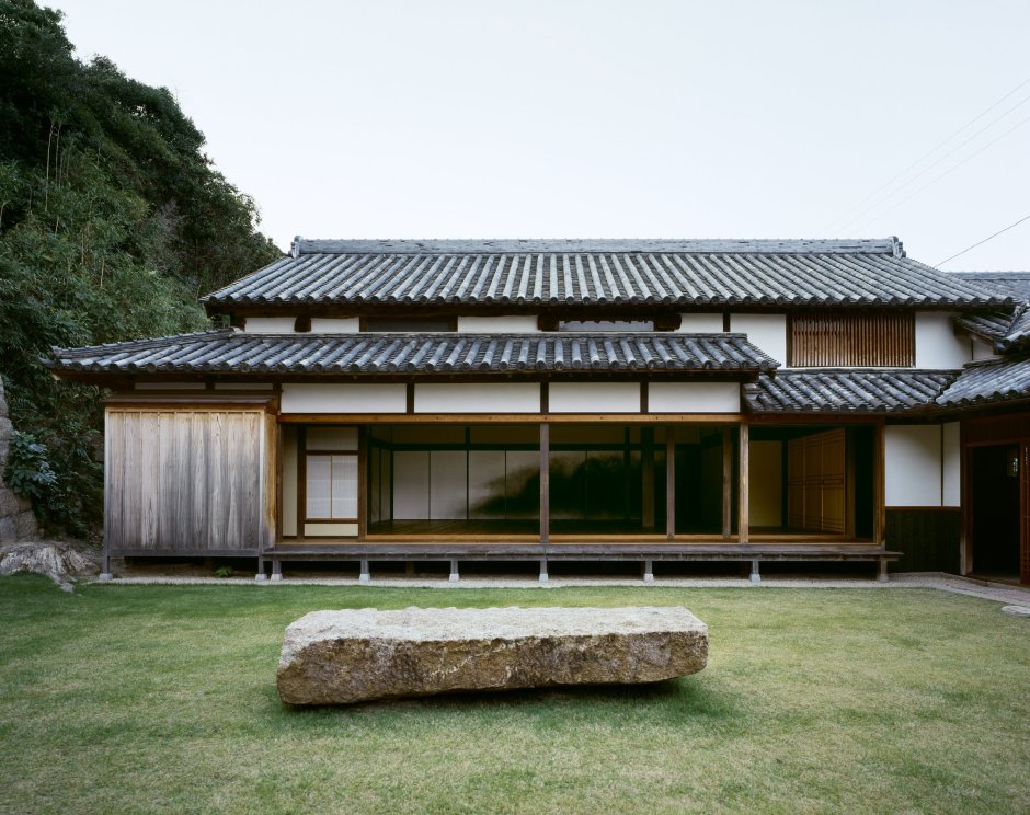 Японский дом снаружи