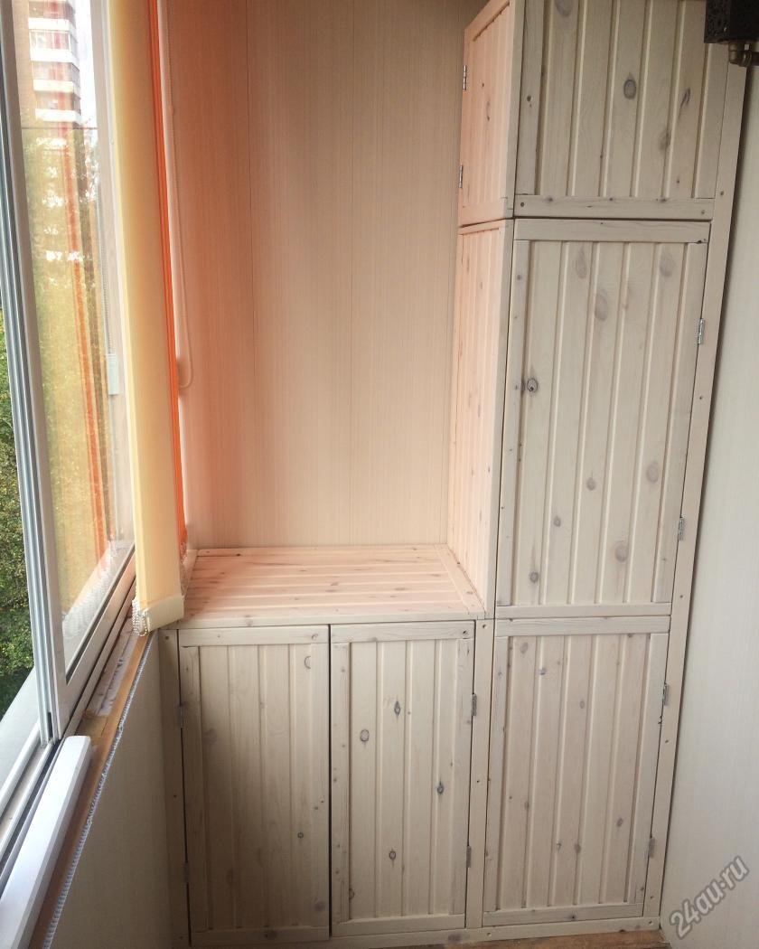 Шкаф из евровагонки на балкон
