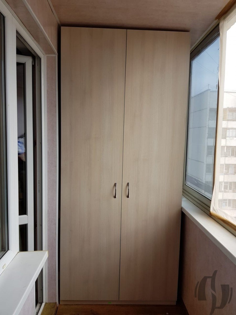 Шкаф на балкон ЛДСП
