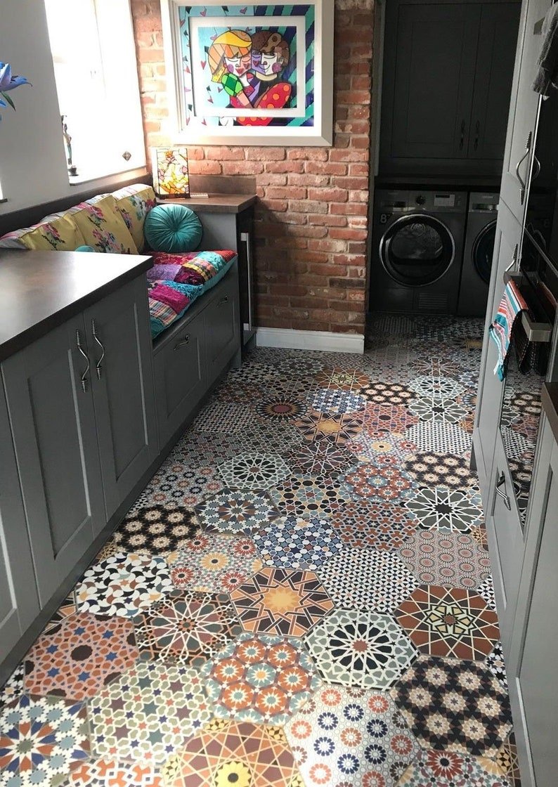 Пол мозаика на кухне