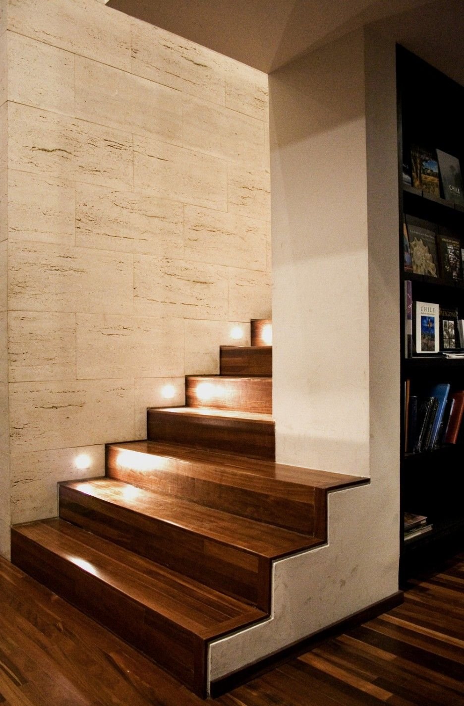 Ламинат на ступени лестницы