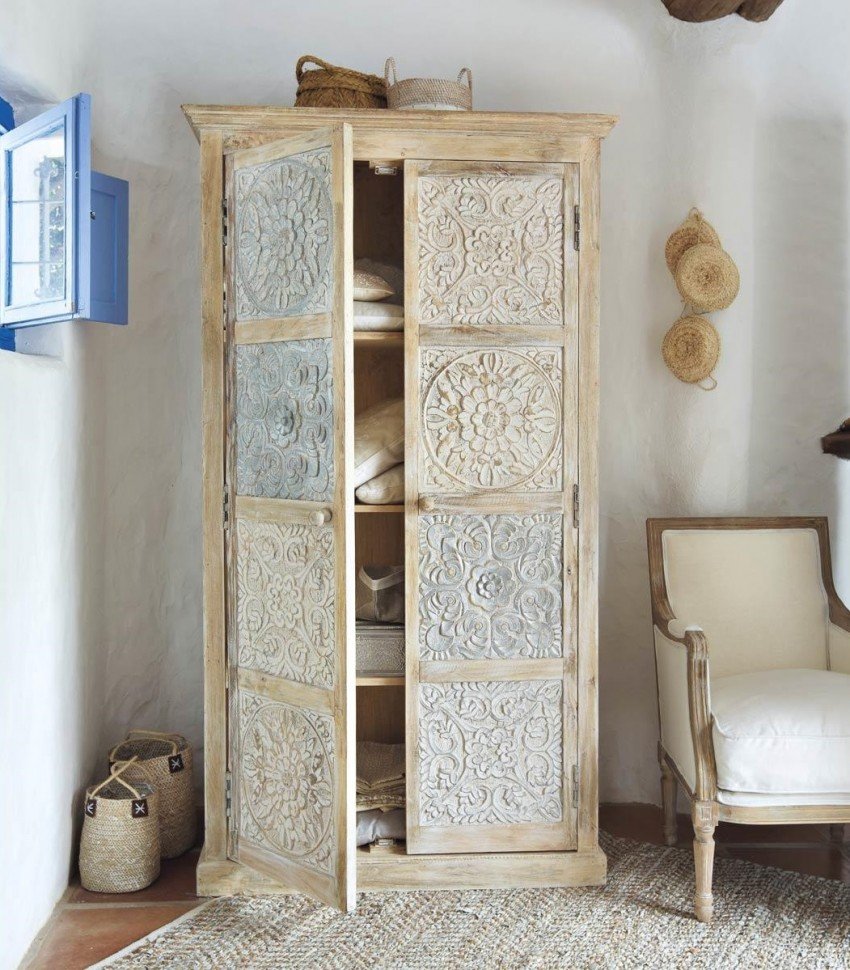 Комод в марокканском стиле