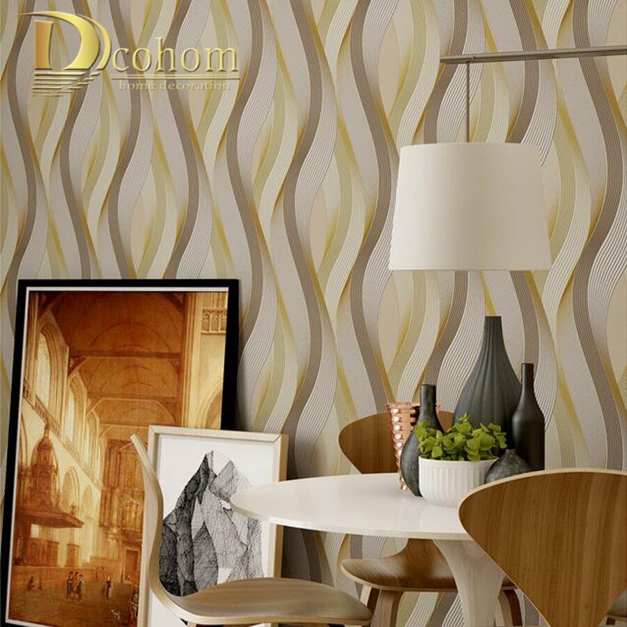 Обои с вертикальным рисунком в интерьере