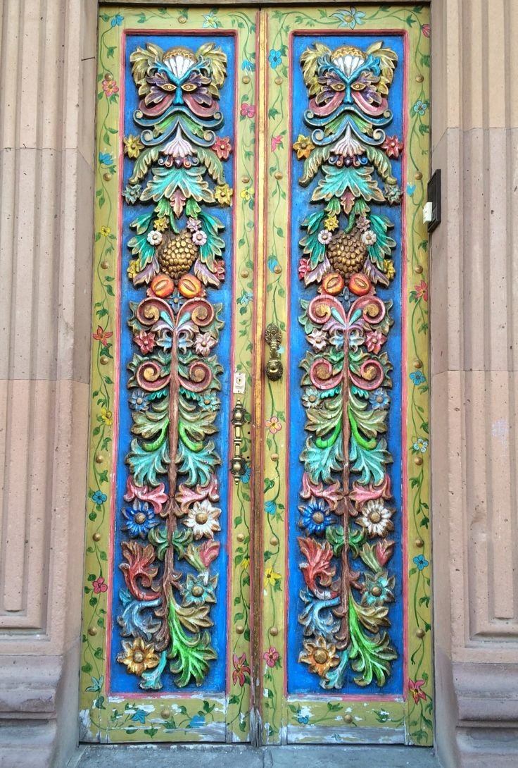 Расписанные двери