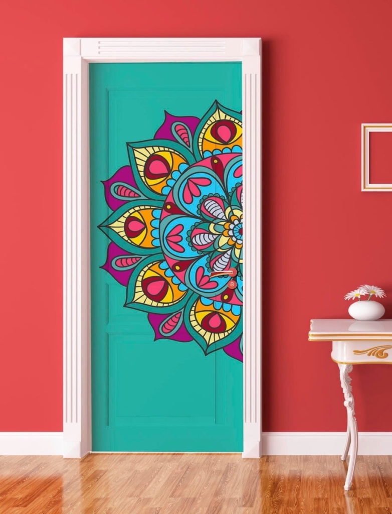 Разрисованный подъезд