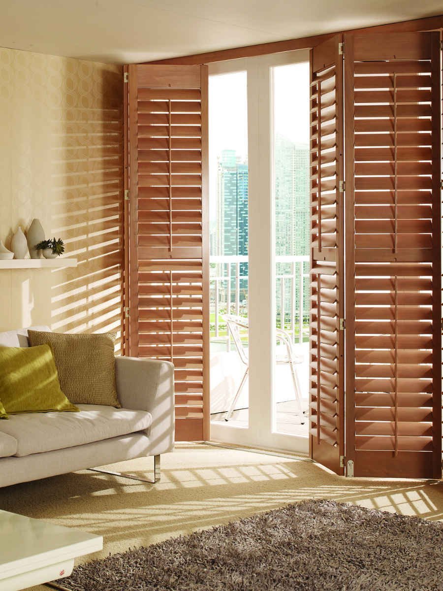 Раздвижные деревянные жалюзи