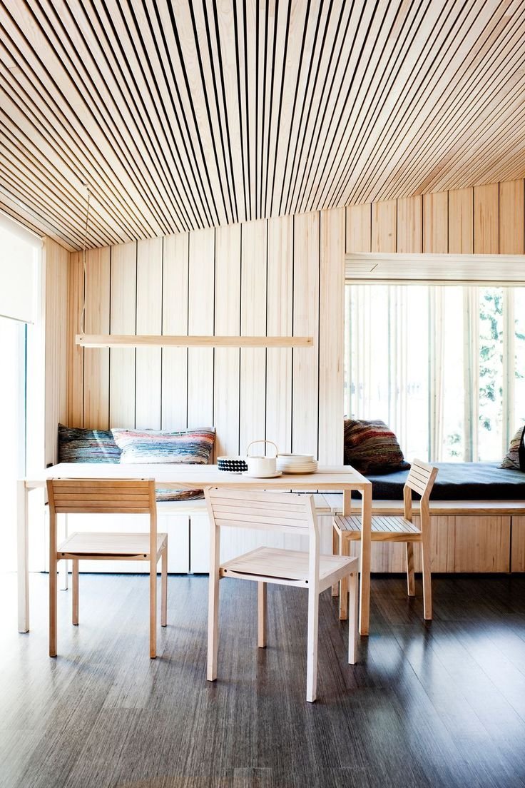 Потолок ИЖ белой вагонки