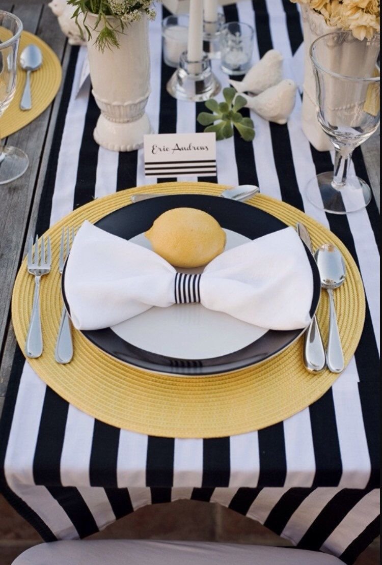 Сервировка стола в морской тематике