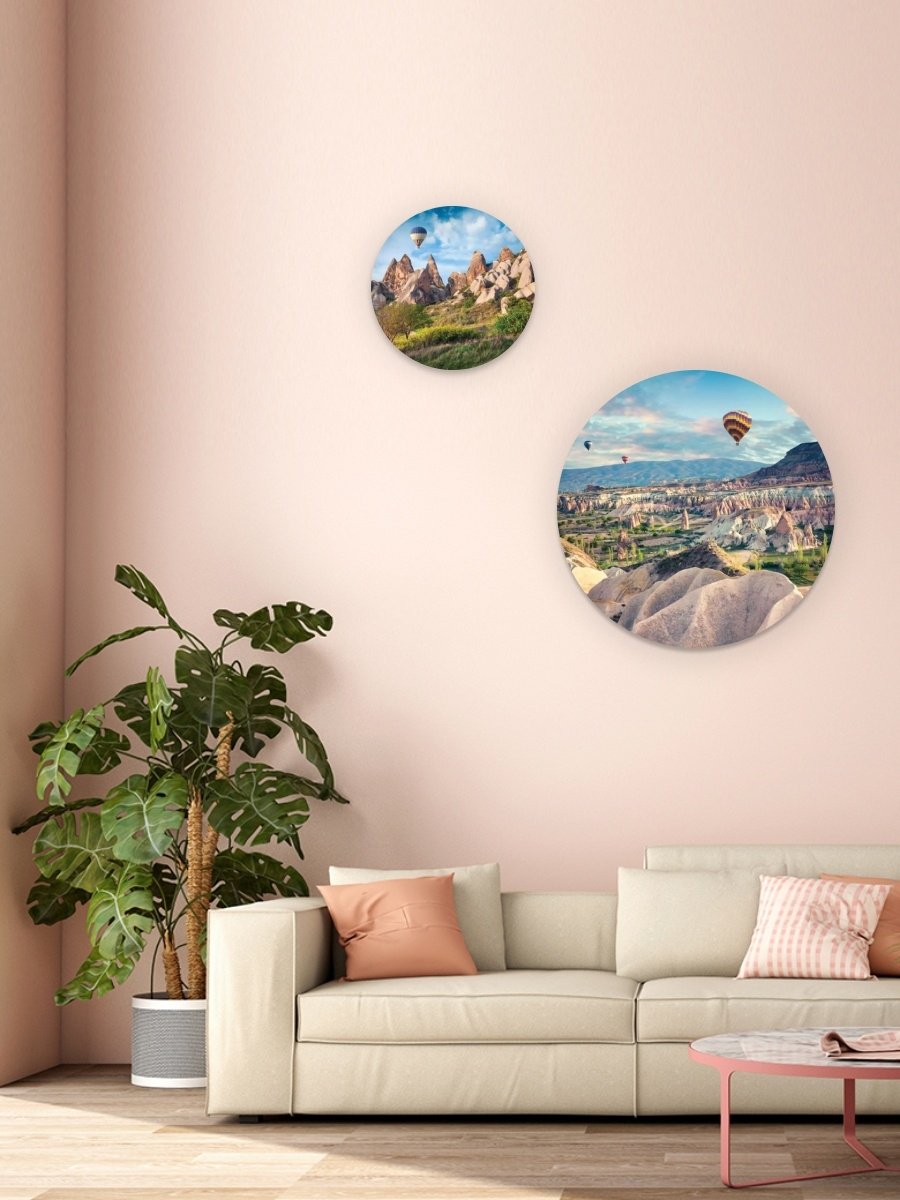 Круглые фоторамки в интерьере