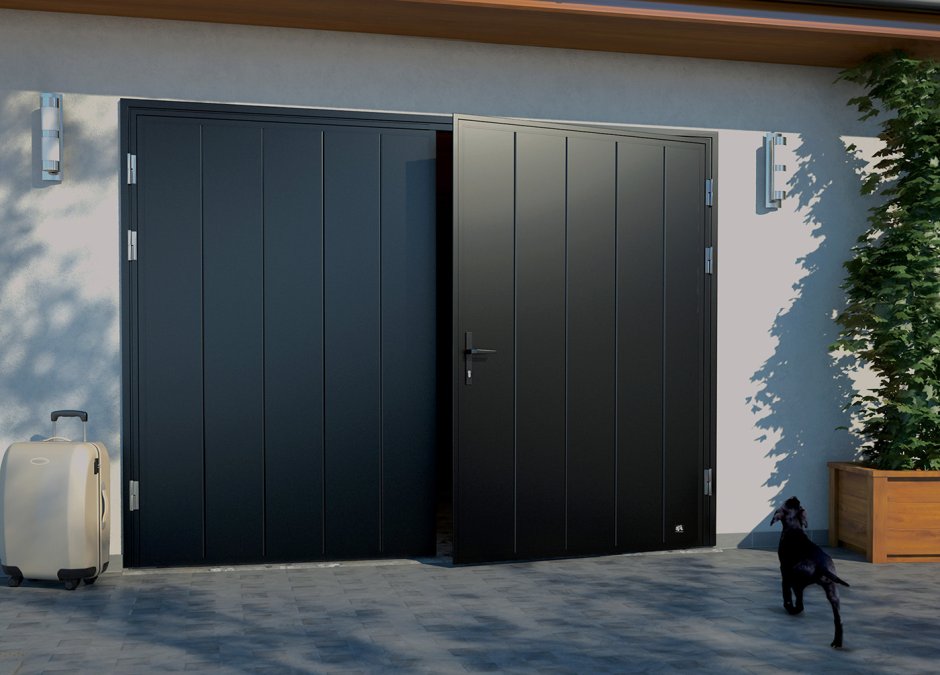 Распашные гаражные ворота Алютех