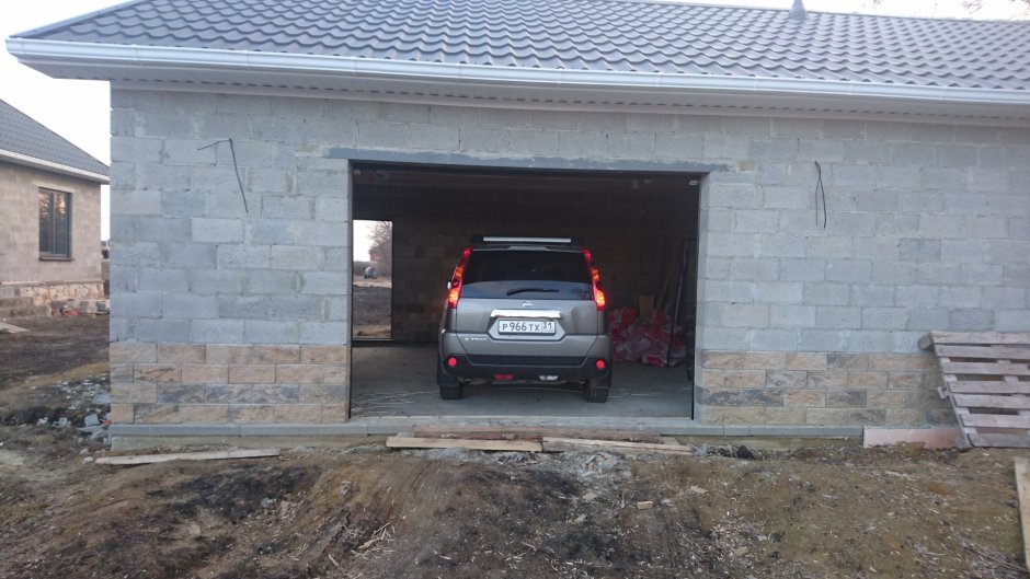 Гараж для авто из шлакоблока