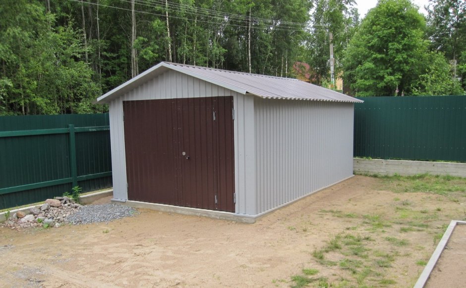 Гараж из шифера