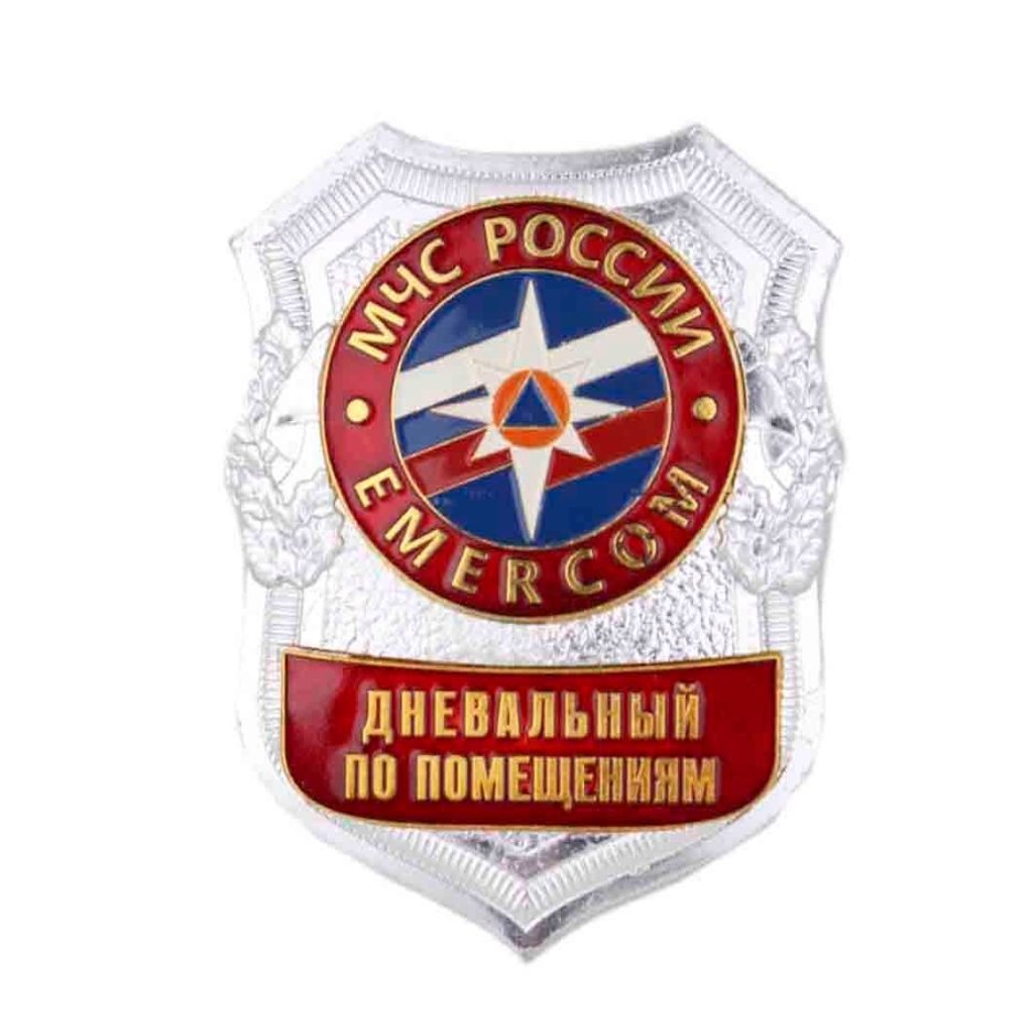 Постовой у фасада МЧС значок