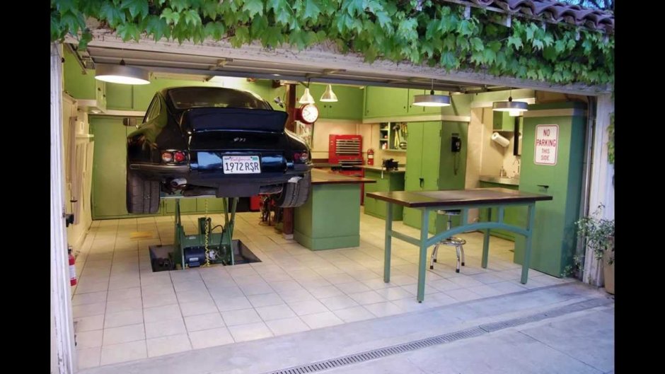 Место отдыха в гараже