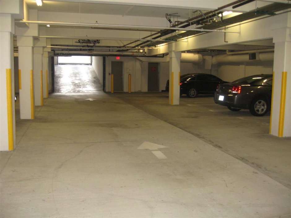 Подземные парковки в жилых домах