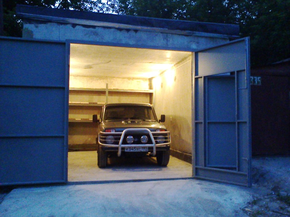 Проект гаража с навесом