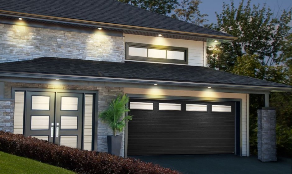 Отделка фасада гаража