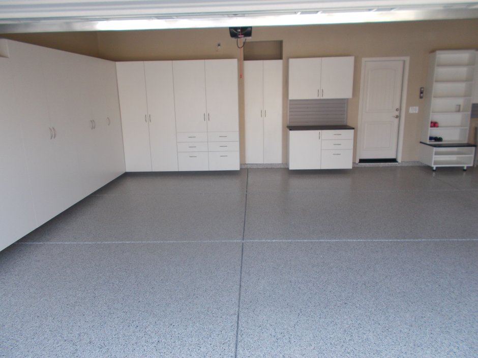 Секционный пол в гараж