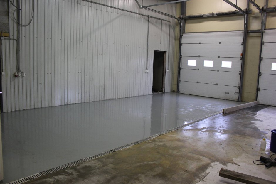 Полиуретановый пол в гараже