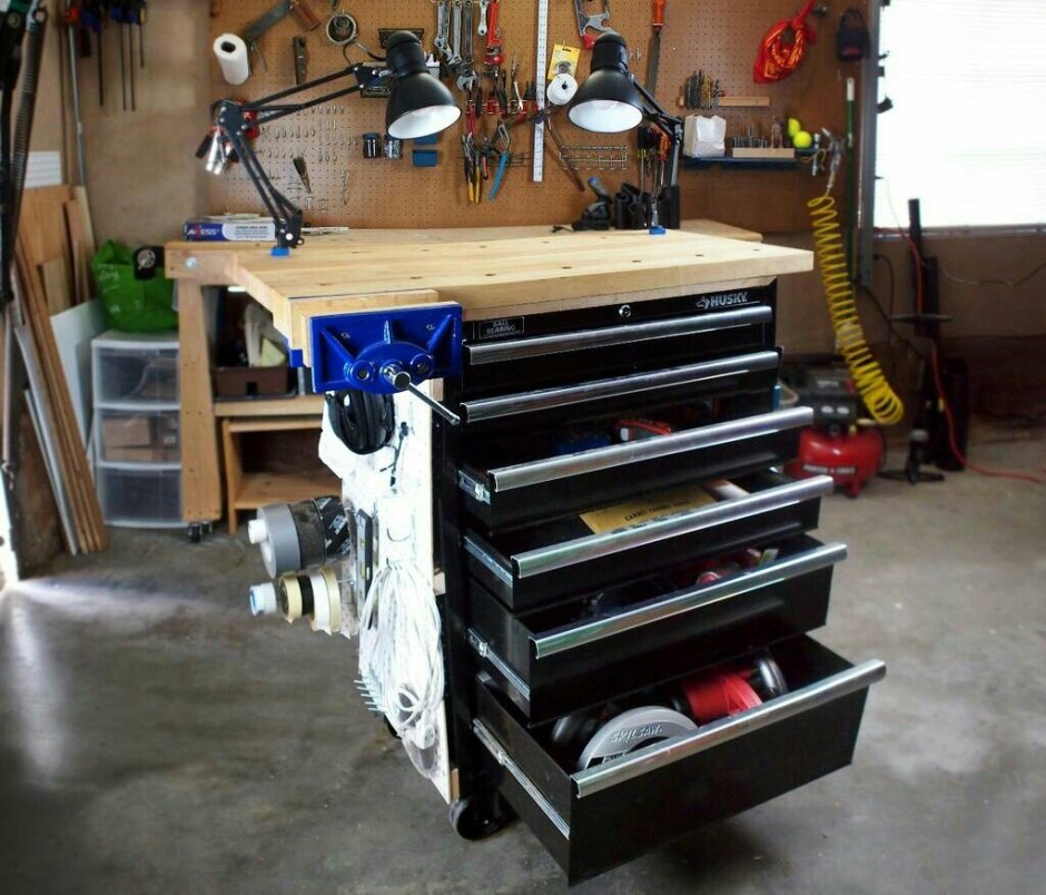 Верстак в гараж своими руками