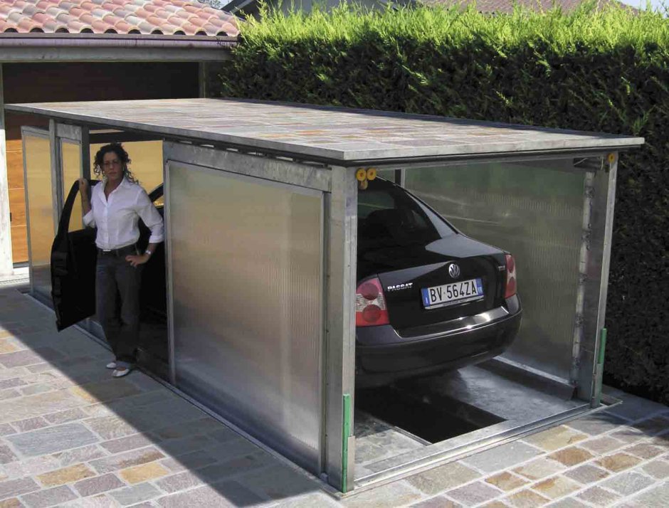 Выдвижной гараж для автомобиля