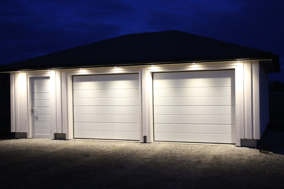 Гаражные автоматические ворота DOORHAN