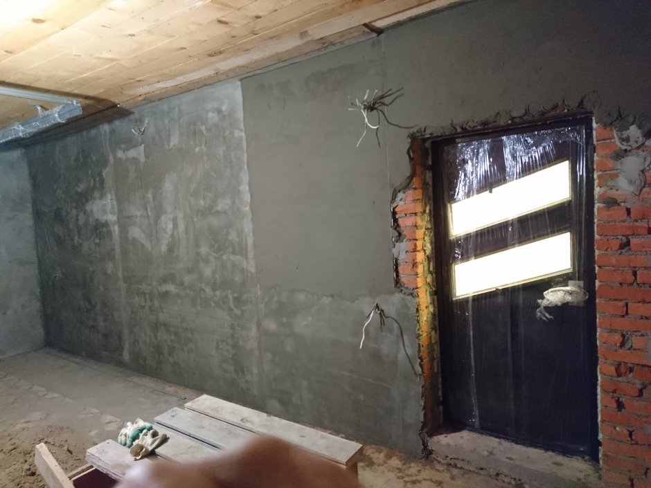 Отделка стен в гараже