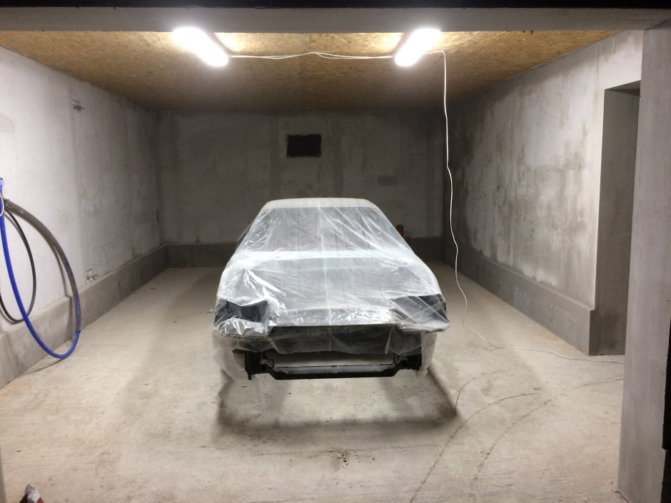 Стены в гараже