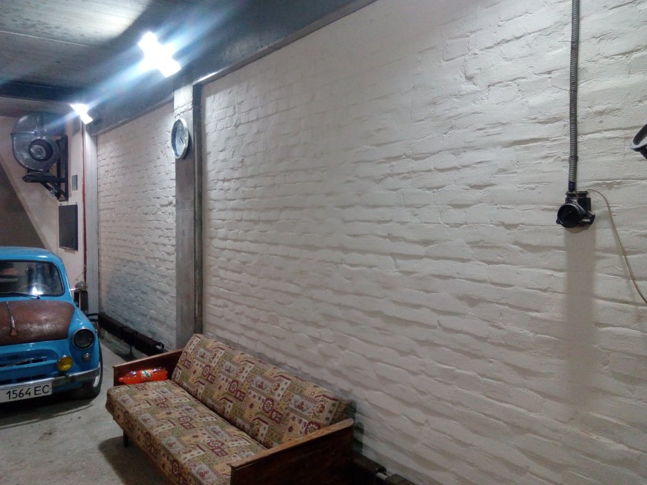 Цвет стен в гараже