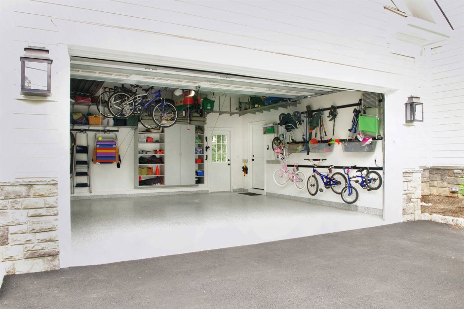 Интерьер небольшого гаража
