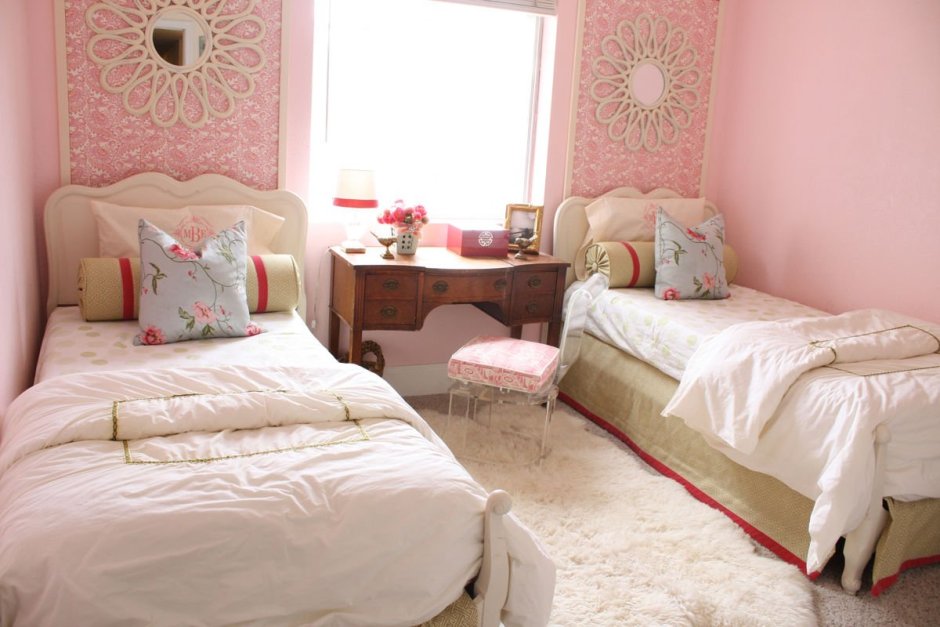 Комната для девочек с двумя крова