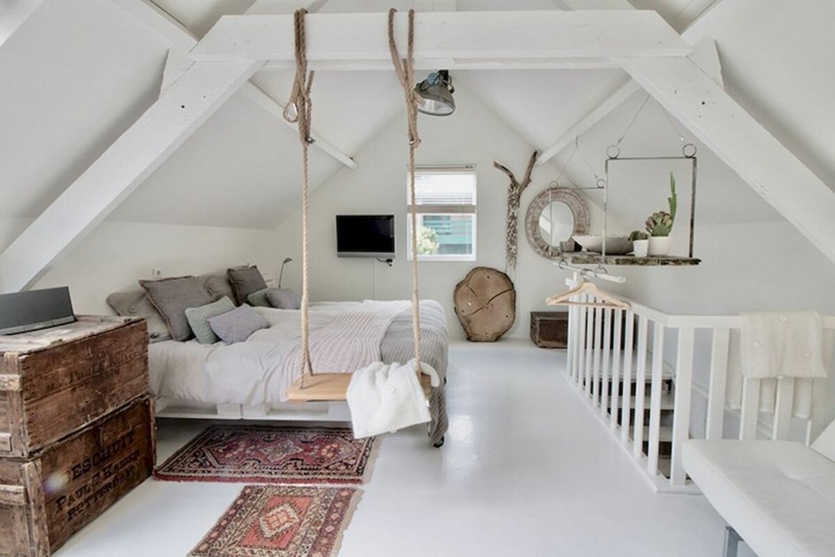Мансардная спальня в скандинавском стиле
