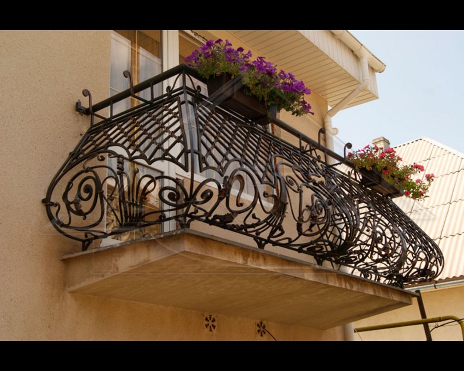 Французский балкон художественная ковка